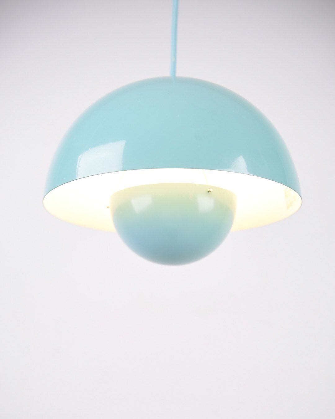 Flowerpot Lampe   Model Vp1   Baby Blå   Verner Panton   &Tradition photo furniture