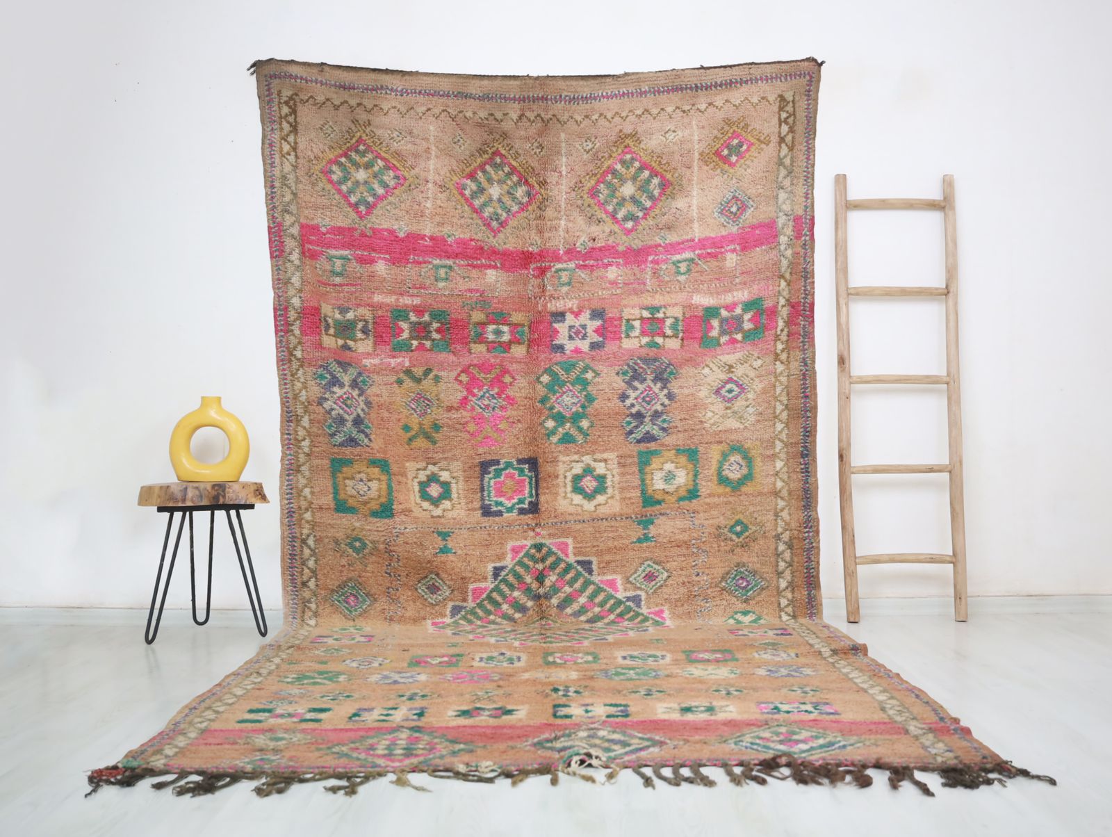 Igider Vintage Moroccan Rug 5'6" X11'5"