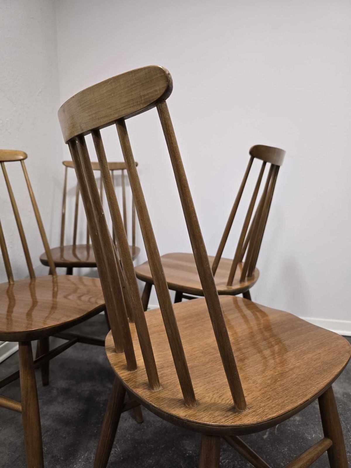Dining Chairs By Ilmari Tapivaara 1970s Set Of 4 photo vintage