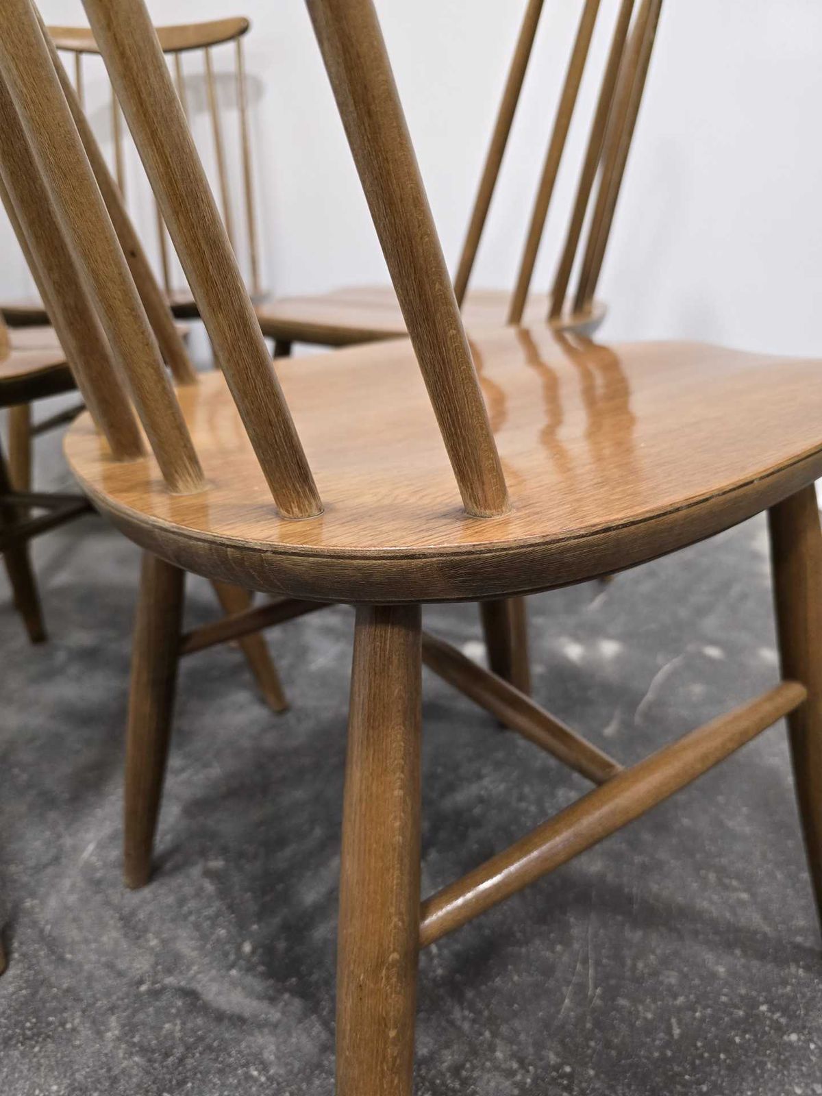 photo furniture Dining Chairs By Ilmari Tapivaara 1970s Set Of 4