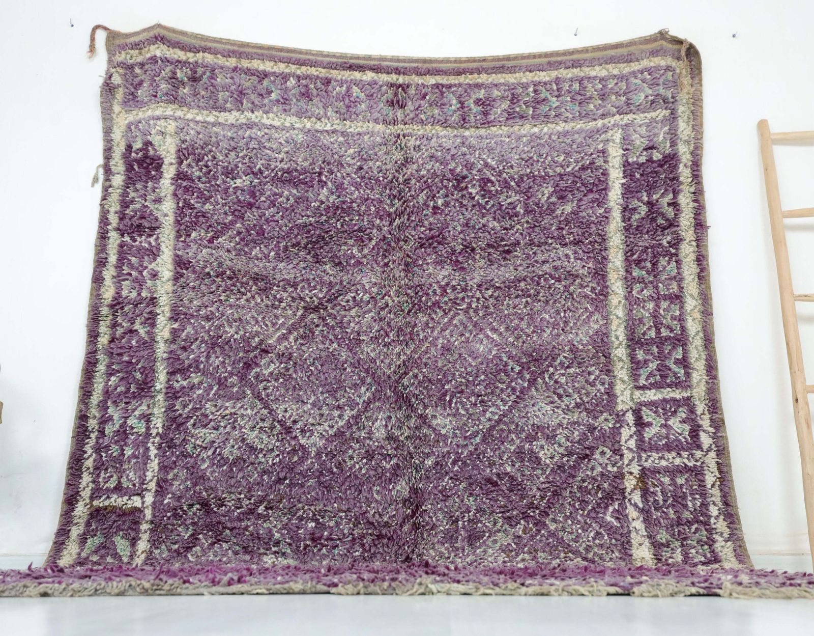 Izlan Vintage Moroccan Rug 6'6" X 9'5" photo Textiles