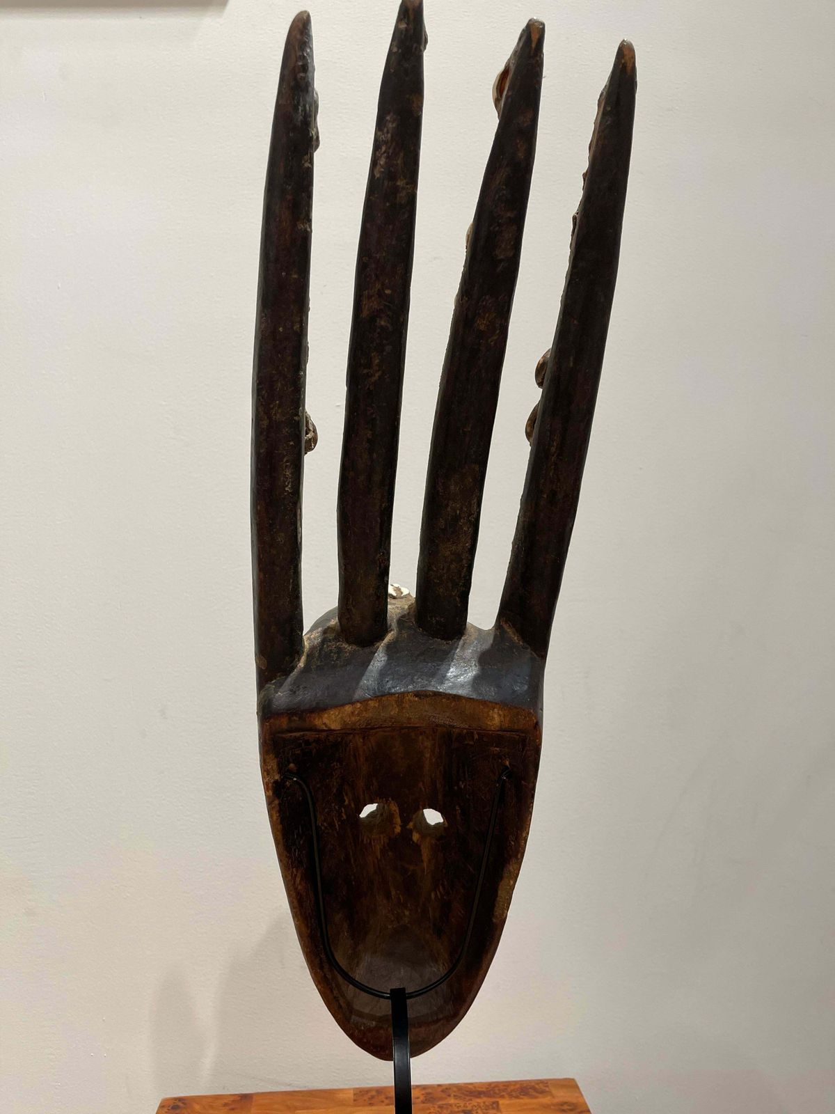 Splendid Four Rams Ntomo Mask, Bamana Population, Mali photo vinterior