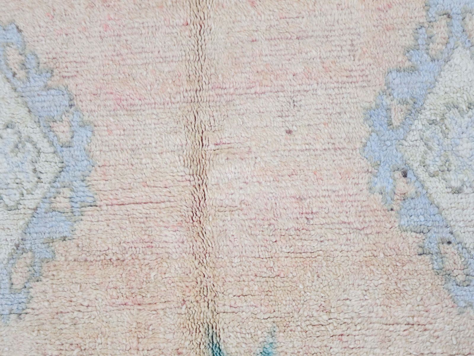 Textiles Nuva Vintage Moroccan Rug 5'8" X 9'2" photo