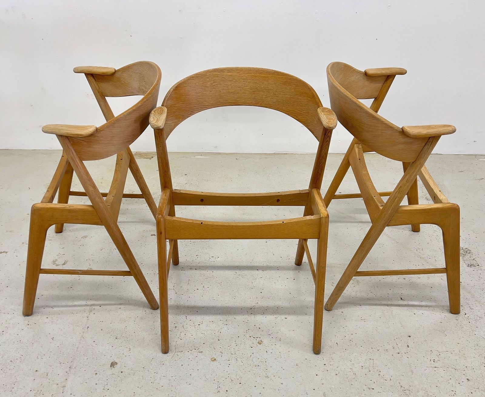 Kai Kristiansen Model 32 Dining Chairs, Korup Møbelfabrik. photo vinterior