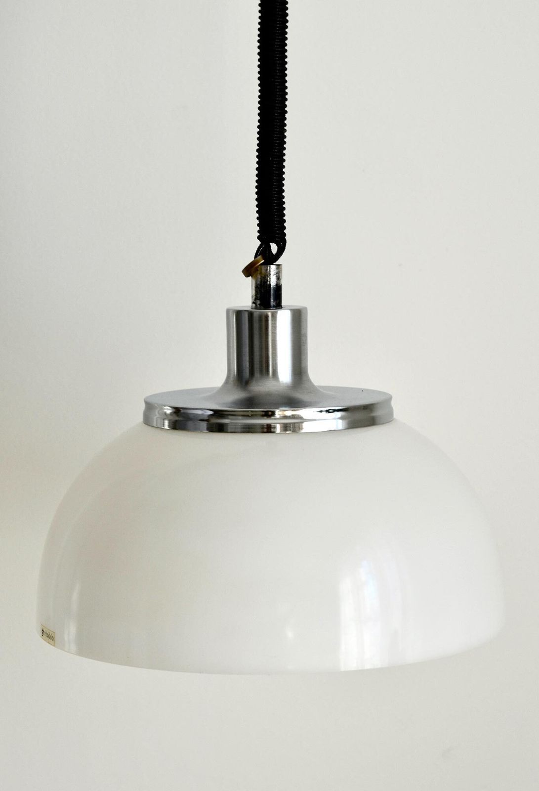 Harvey Guzzini Faro Rise & Fall Pendant Lamp photo furniture