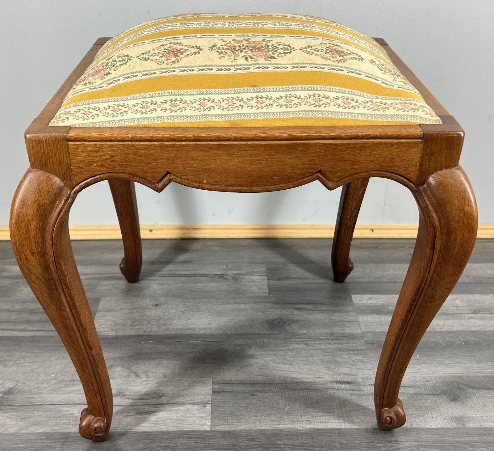 Footstool Vintage French Louis Style Oak Table Stool Upholstered Seat Lot 4214 photo vintage