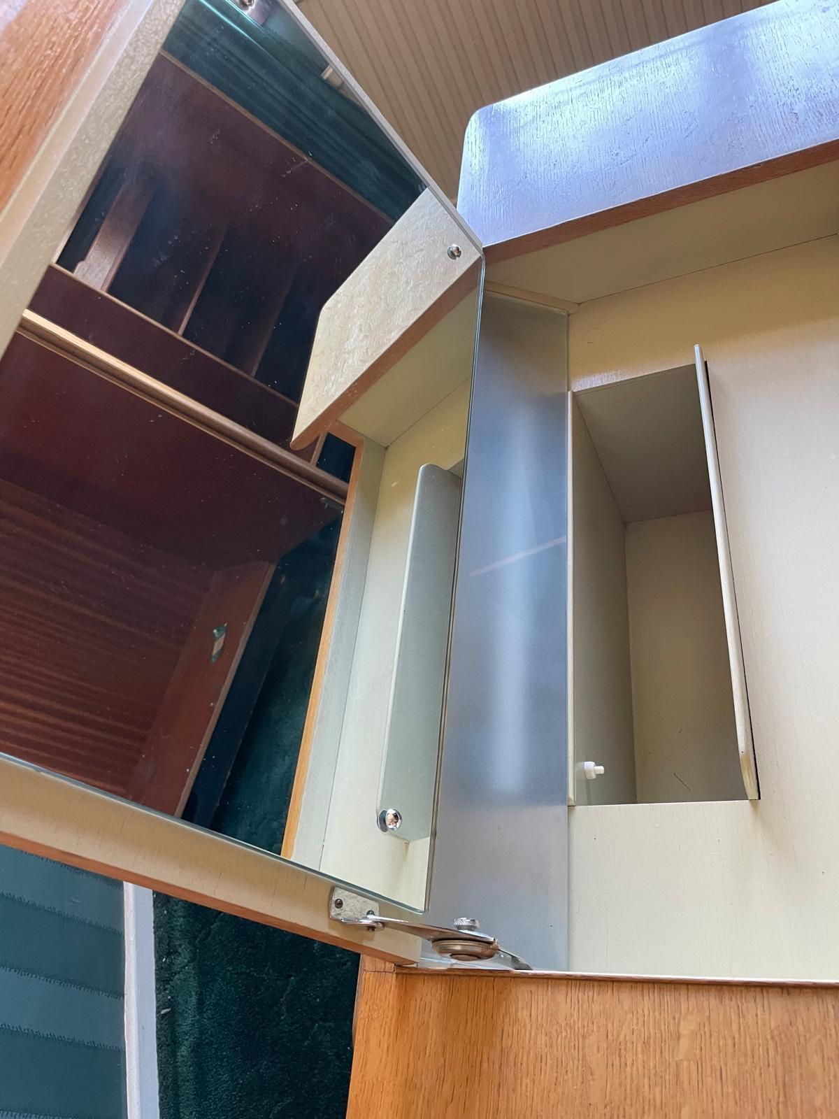 G Plan Vanity Unit photo vinterior