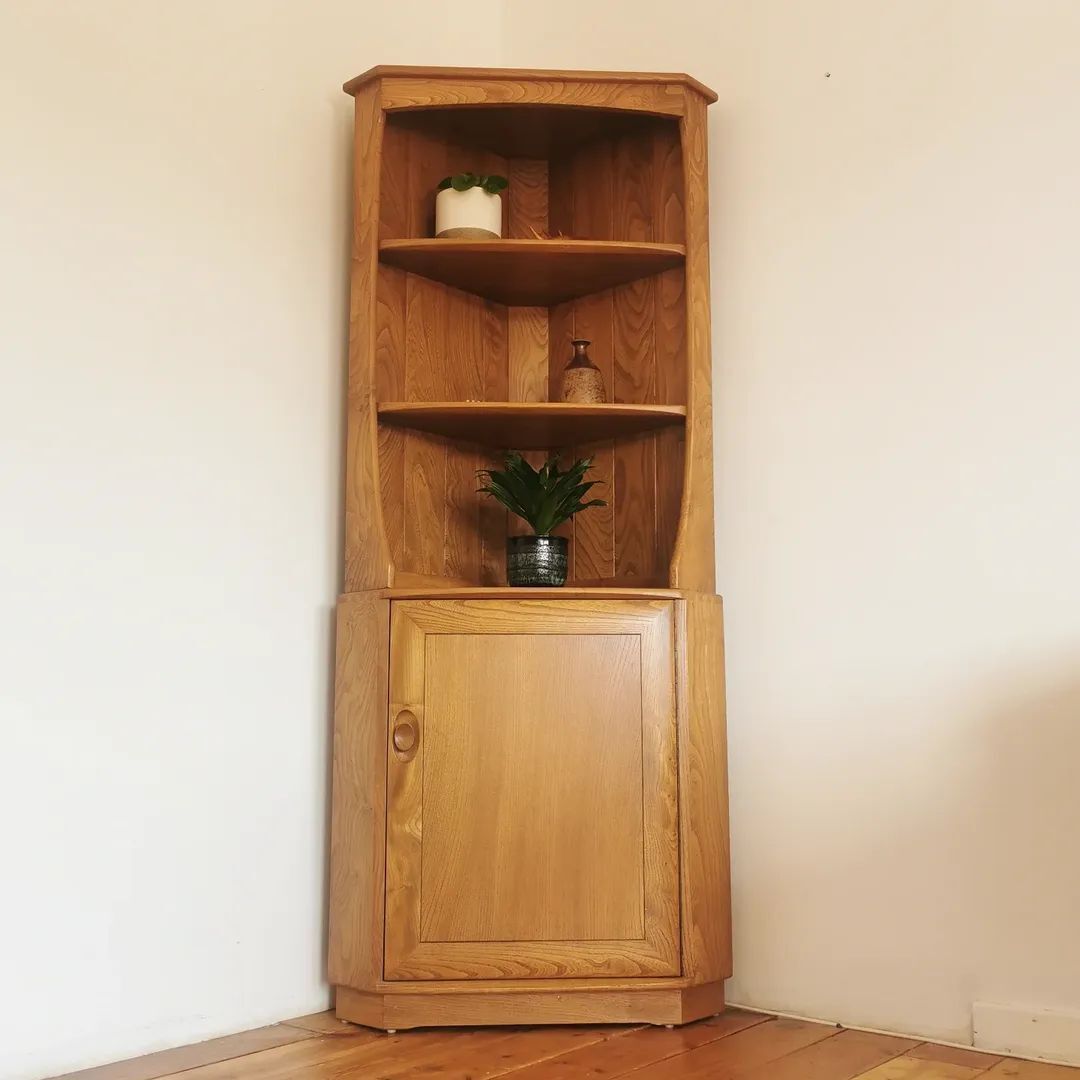 Ercol Windsor Corner Unit Cabinet 743c  £245  Lovely Ercol Windsor Corner Unit, Model No 743c photo for sale
