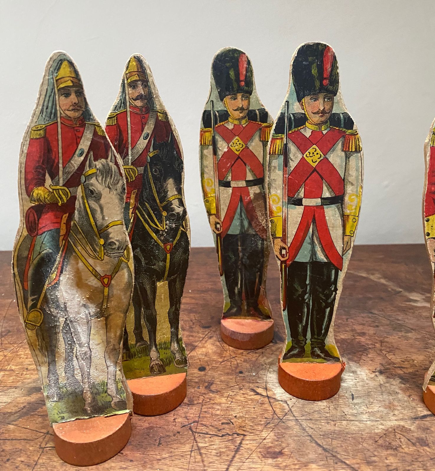 9 Victorian Soldier Figures photo vinterior