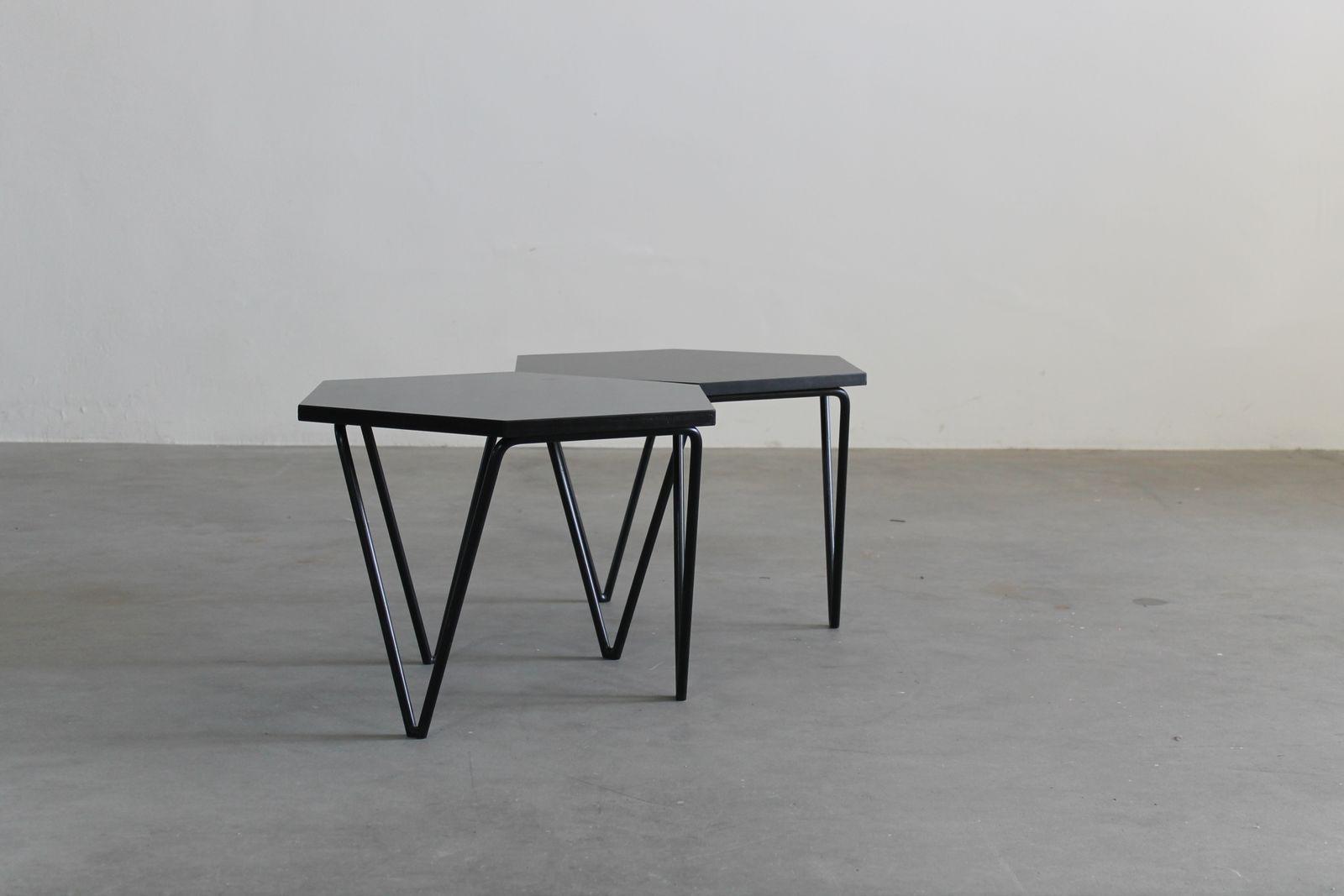 Gio Ponti Set Of Two Hexagonal Coffee Tables In Wood And Metal I.S.A. 1950s photo 3559.0