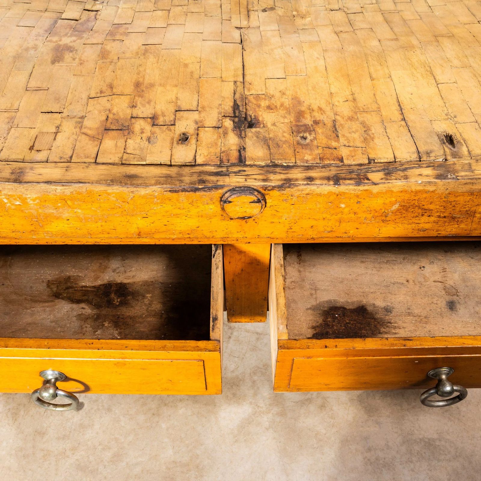 1950’s Very Large Belgian Butchers Workstation – Butchers Block photo furniture