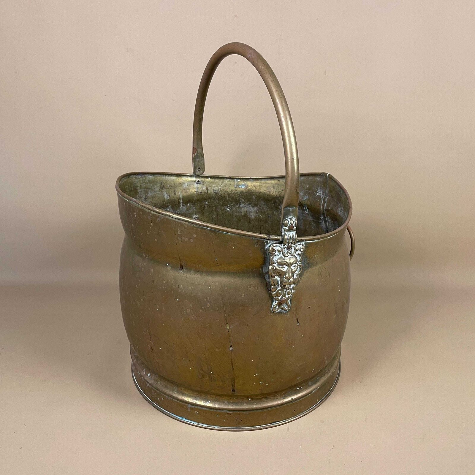 Antique Metal Gold Brass Coal Bucket Handle Fireside Fire Side Scuttle Log Helmet Farmhouse Cottage Aged Patina Vintage Fireplace Lion Faces