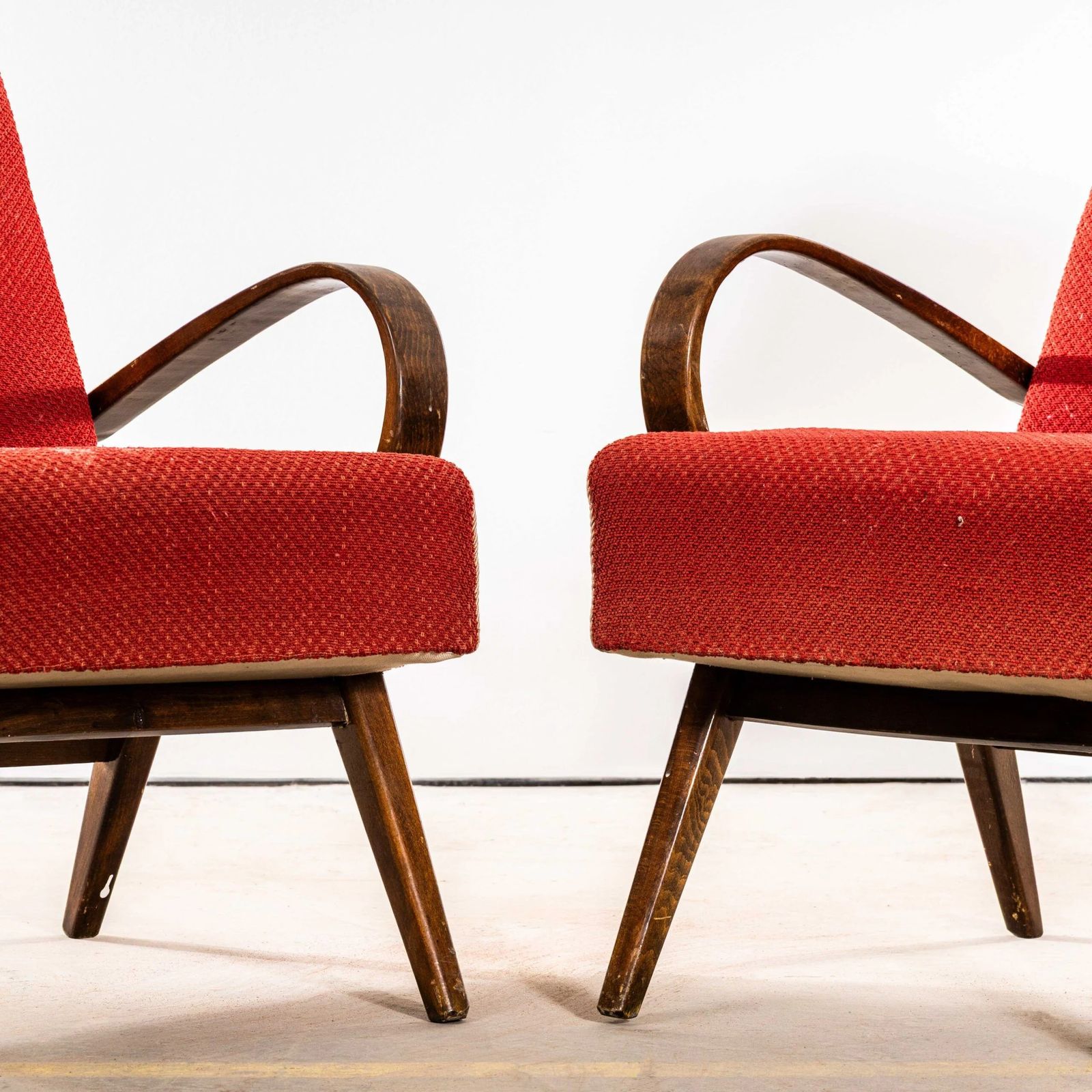 1950’s Jaroslav šmídek Original Armchairs In A Chevron Slub Jacquard – Sprung Seat photo 834.0