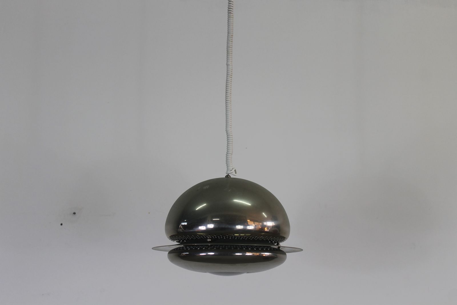 Tobia Scarpa Set Of Two Nictea Lamps In Nickel Plated Brass By Flos 1960s photo Lighting