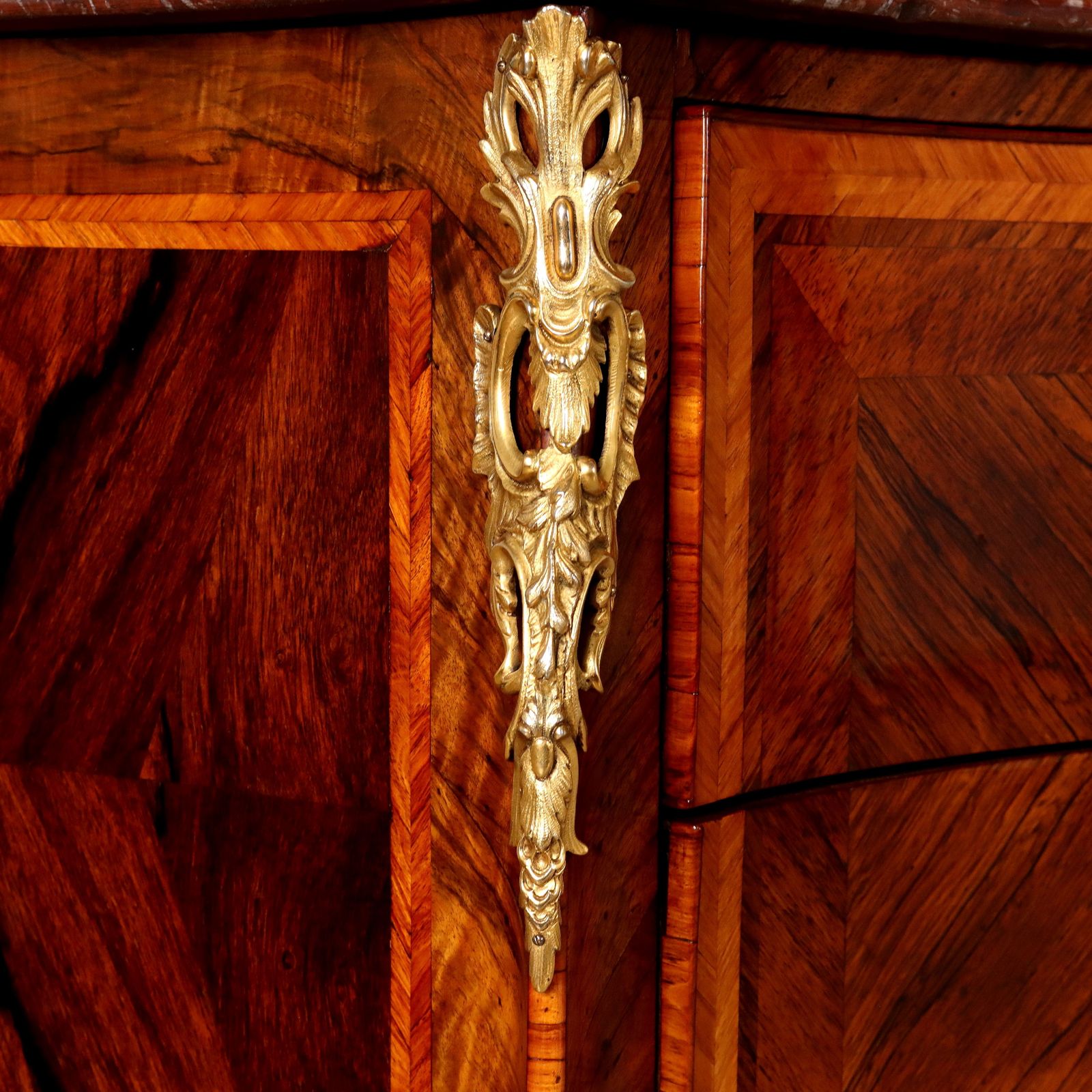 photo vinterior Neapolitan Chest Of Drawers Rococo Red Marble Poplar Bronze Italy 1700