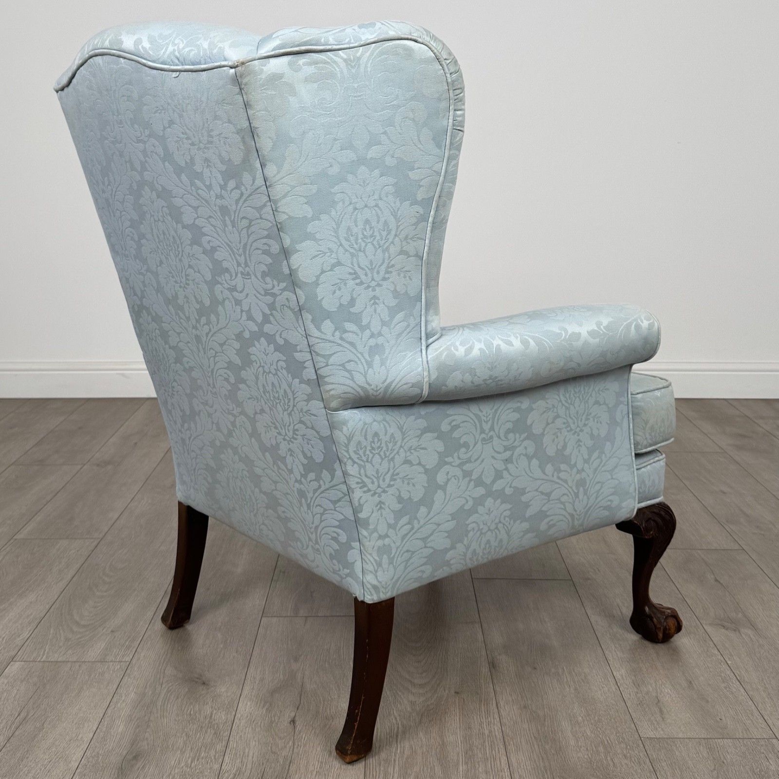 Antique 20th Century Wingback Armchair In Oak photo 585.0