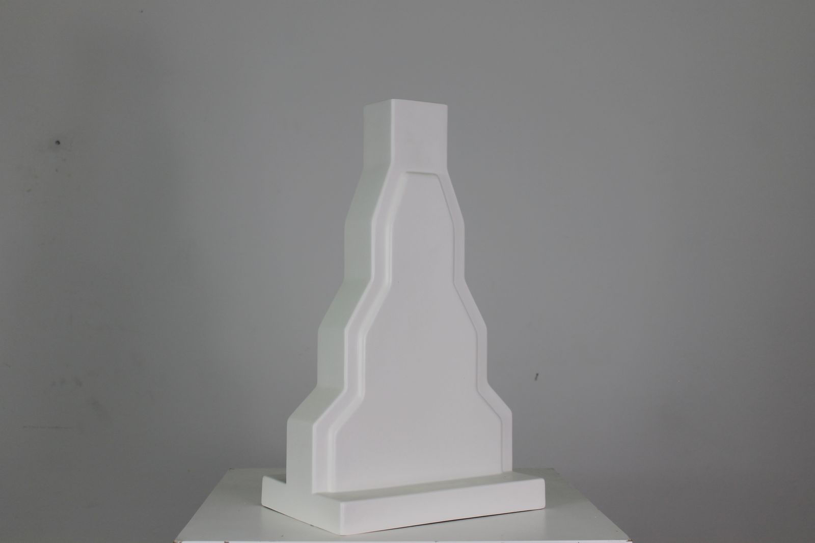 Ettore Sottsass Y23 Vase In White Enameled Ceramic Yantra Series Poltronova 70s photo for sale