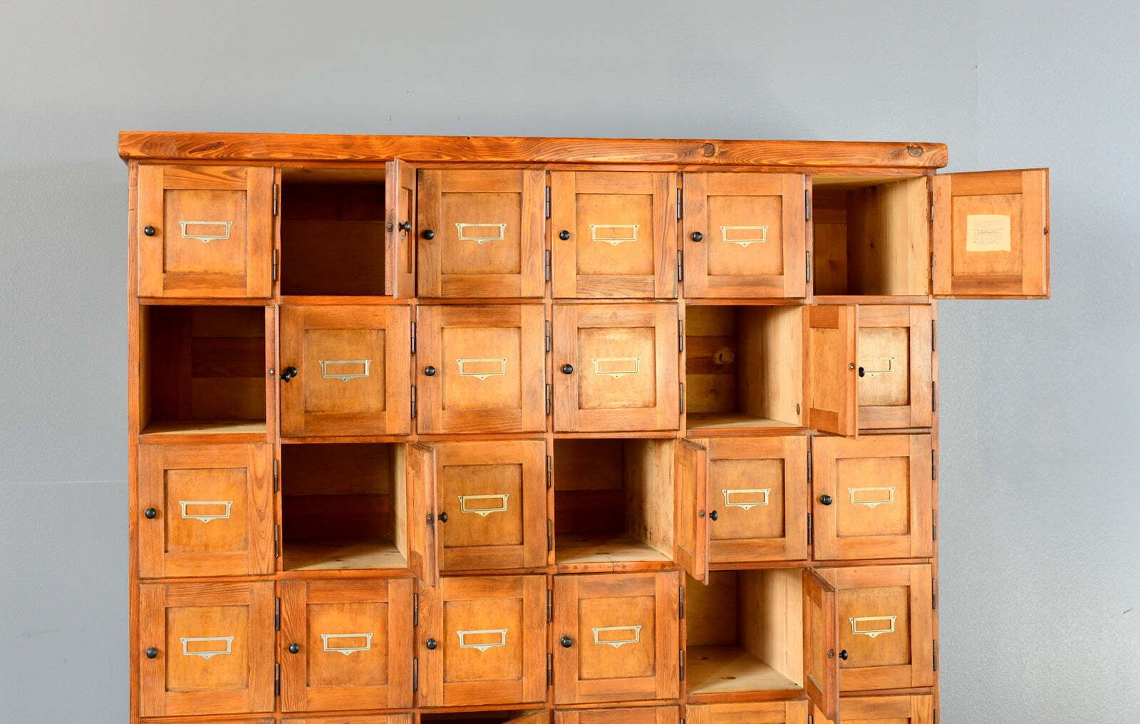 3795.0 Tobacconist's Shop Cabinet Circa 1930s photo