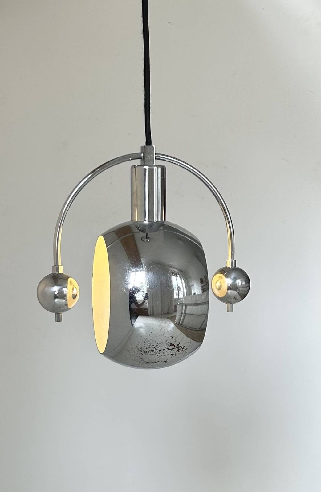 photo furniture Pair Of Vintage Pendant Lights, Chrome Plated Metal, France 1960