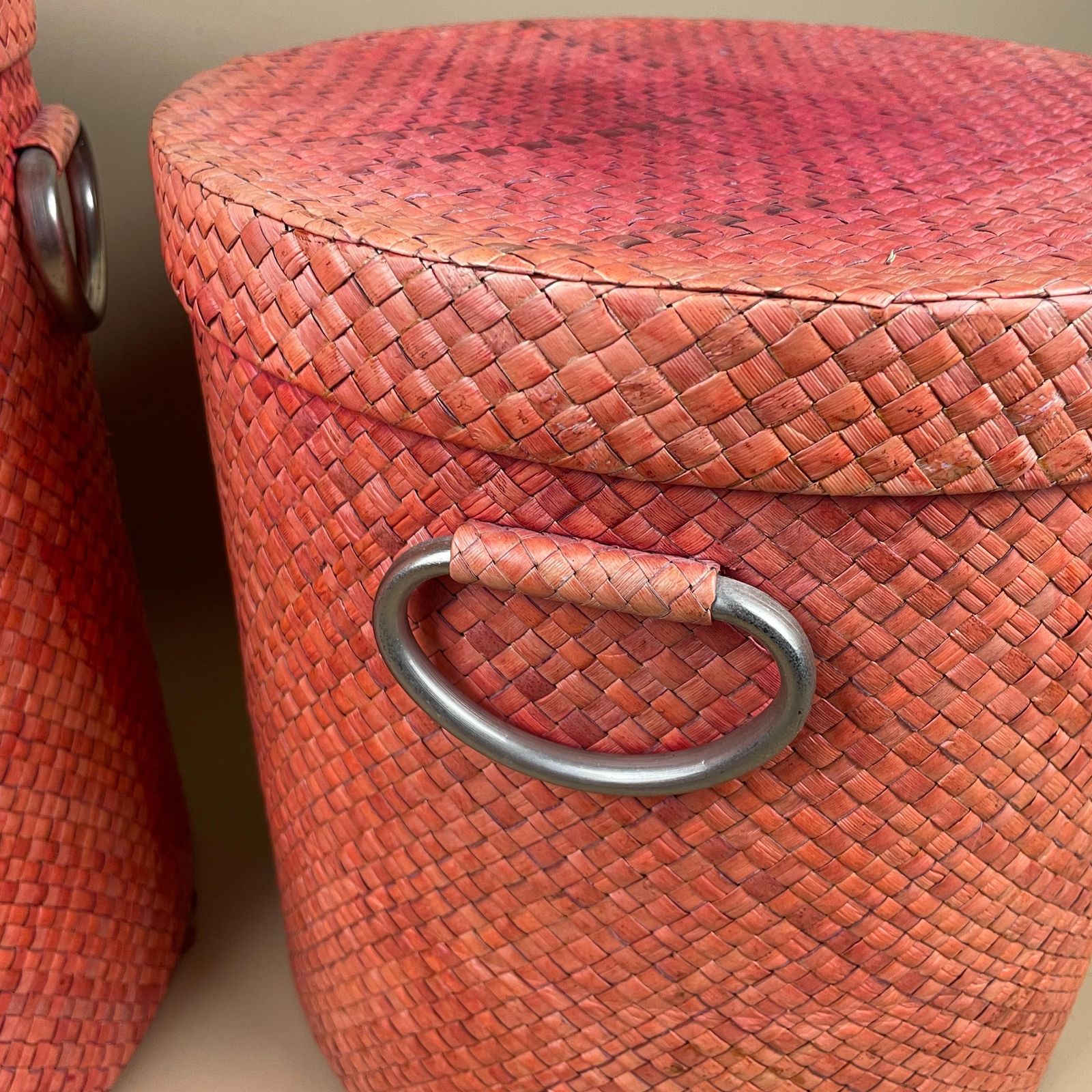 Set Of 3 Pink Vintage Round Baskets Woven Wicker Cylinder Storage Farmhouse Cottage Decor Laundry Cane Wood Lidded Lid Silver Handles Toys photo for sale