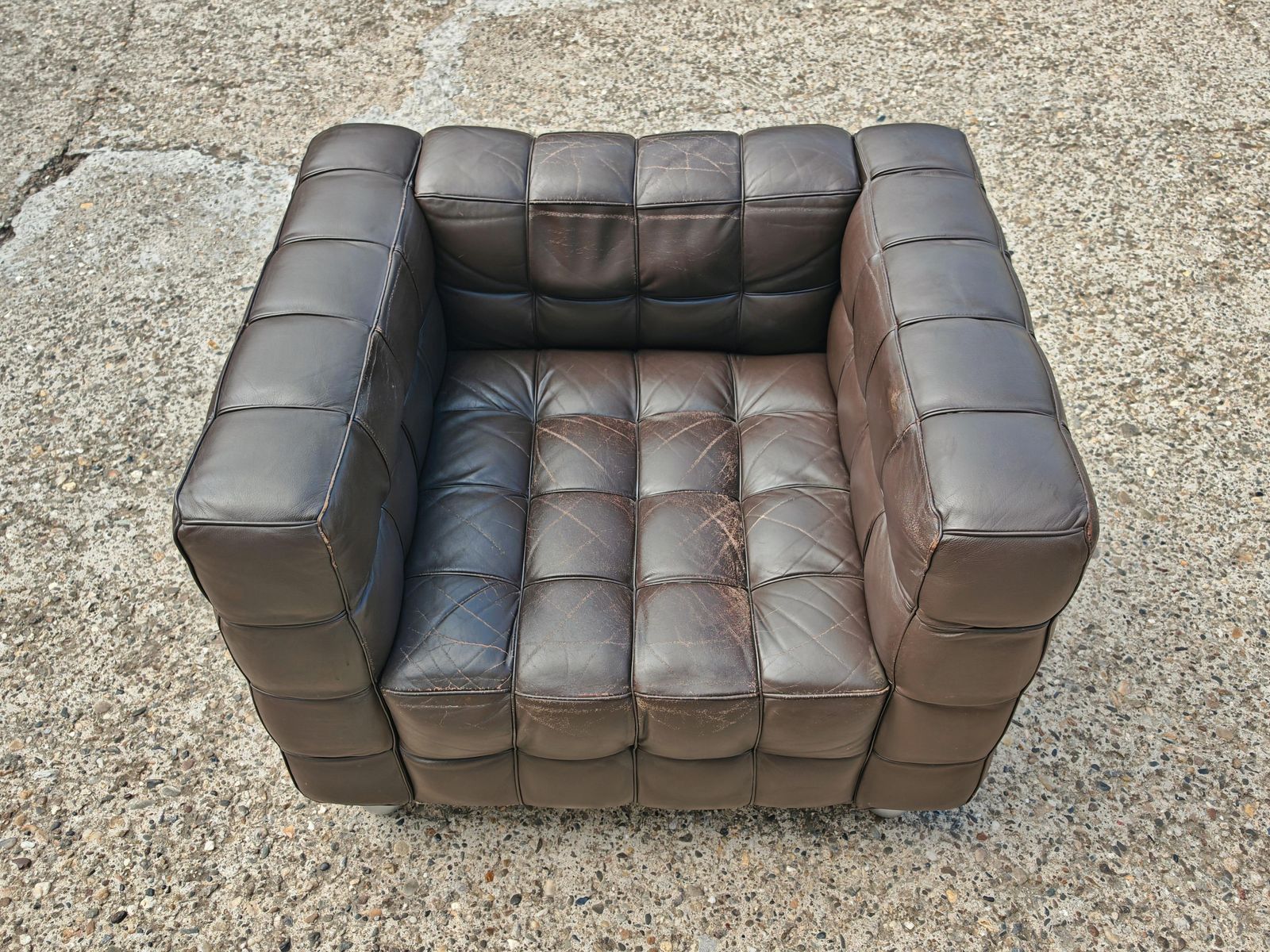 photo furniture Vienna Secession Armchair "Kubus" By Josef Hoffmann, Manufactured By Wittmann