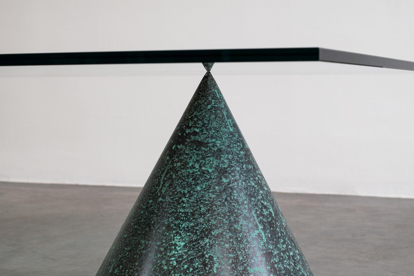 Massimo Vignelli Kono Table In Carrara Marble And Copper Casigliani, 1979 photo vintage