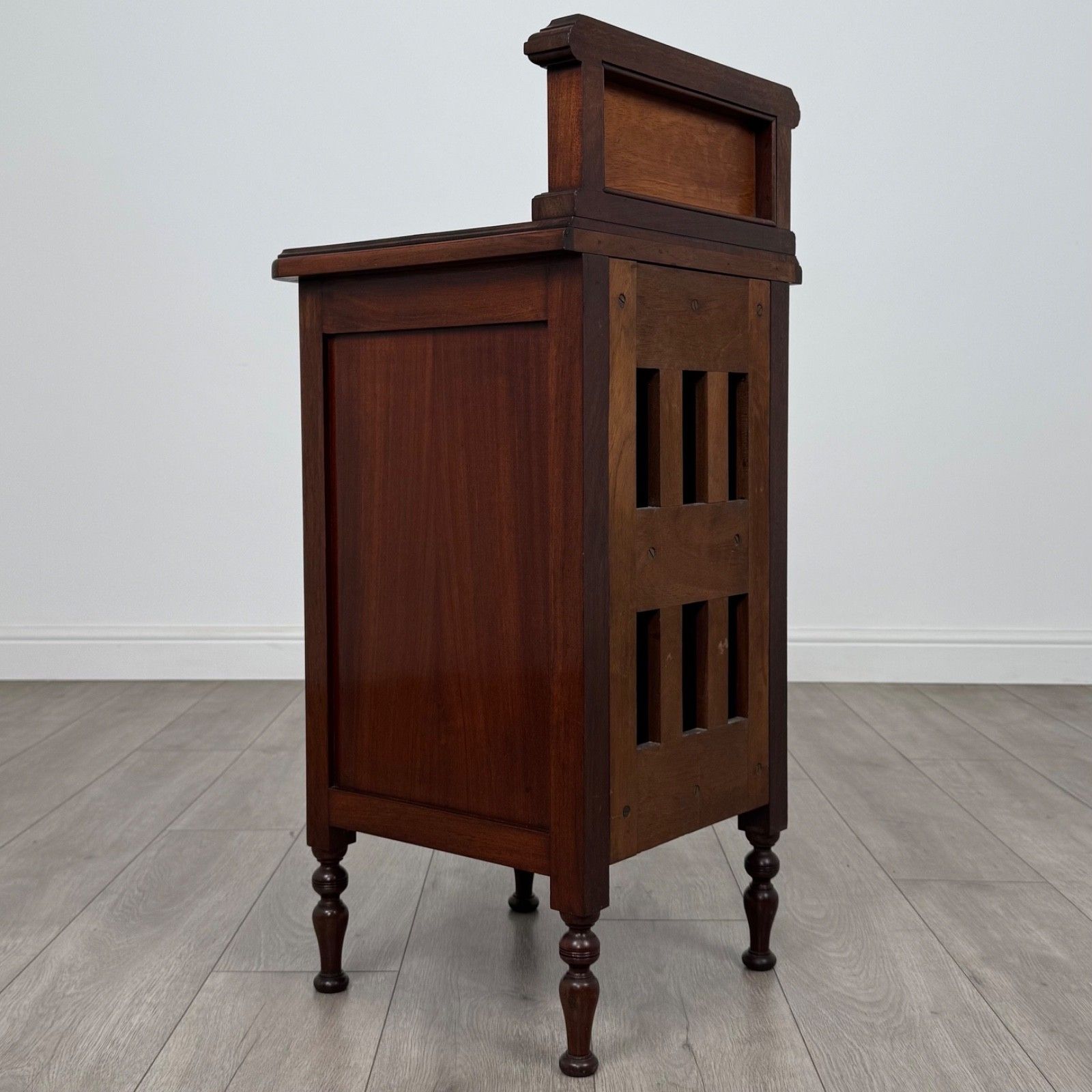 Antique 19th Century Good Quality Pot Cupboard In Mahogany photo 265.0