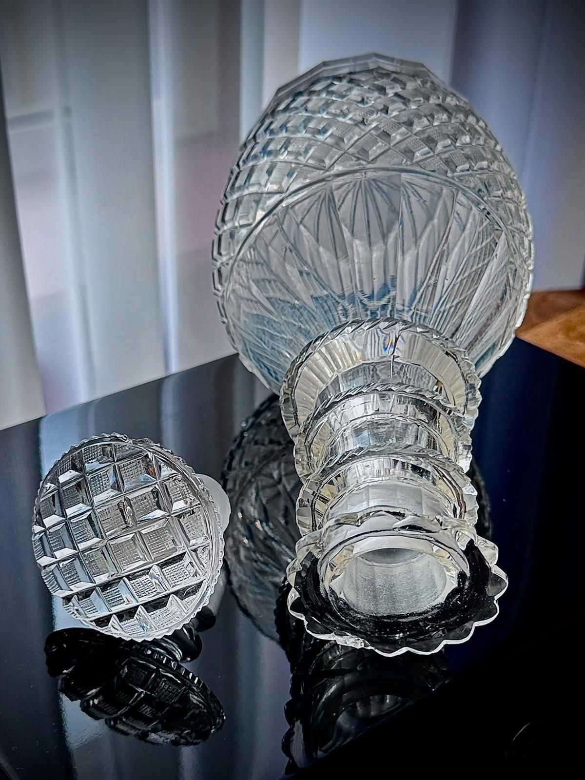 Georgian Hand Cut Glass Decanter, Strawberry Diamond & Fluted Design, C.1820–1835 photo 135.0
