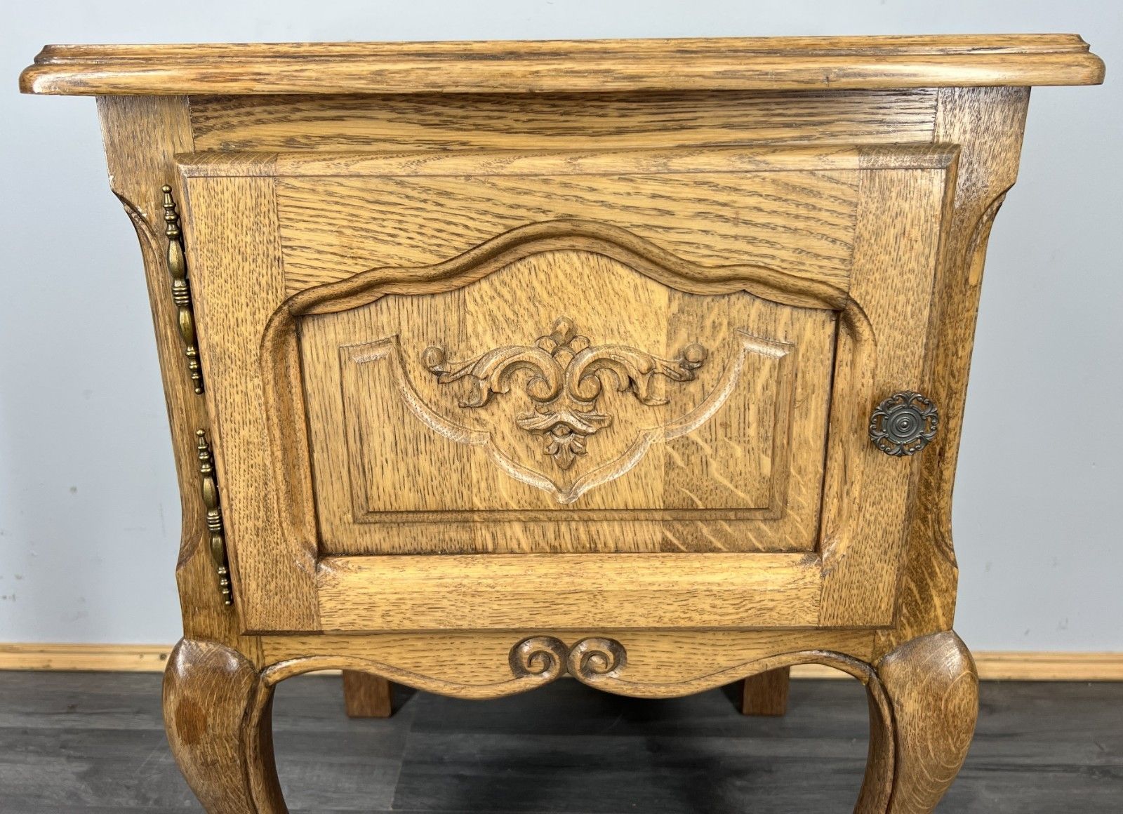 Pair Of  Bedside Tables Vintage French Louis Oak Nightstands Cabinets Lot 4244 photo for sale
