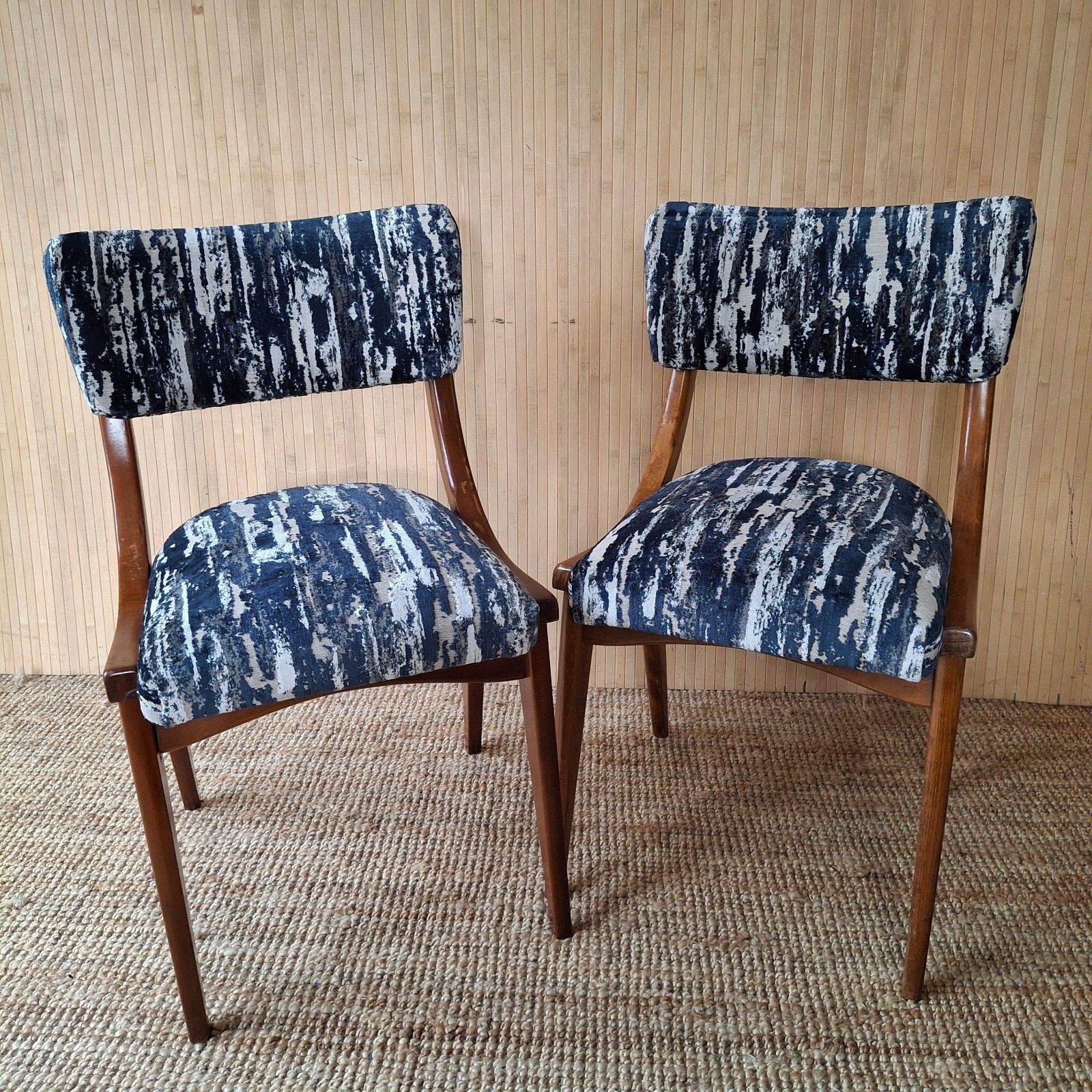 Fab Set Of 2 Vintage Mid Century Centa Dining Kitchen Chairs Blue Texture Velvet photo vintage