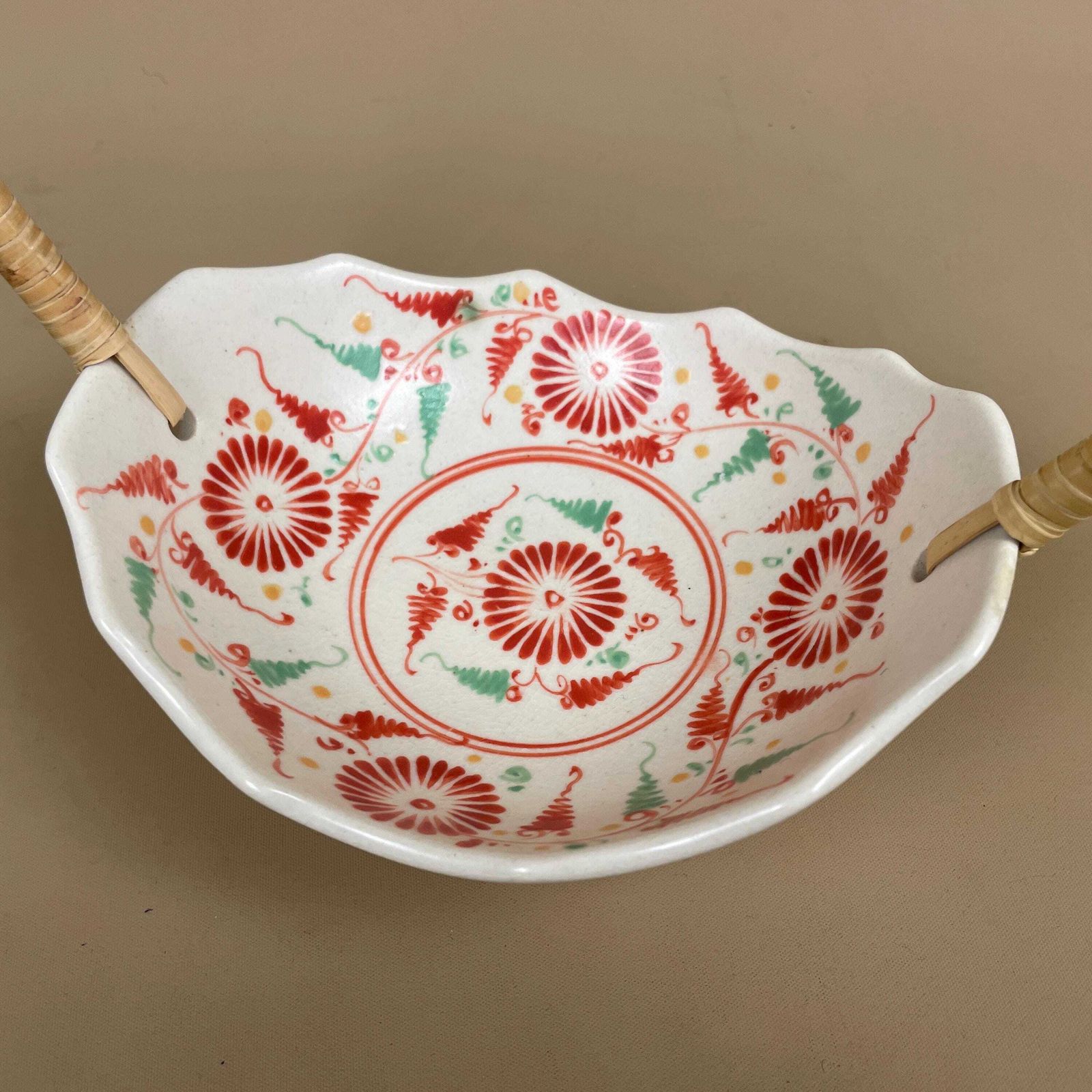 Japanese Ceramic Basket Bowl With Bamboo Handle Red Floral Hand Painted Display Imari Vintage Hand Painted Asian Ceramic Decor Trinket Dish photo vinterior