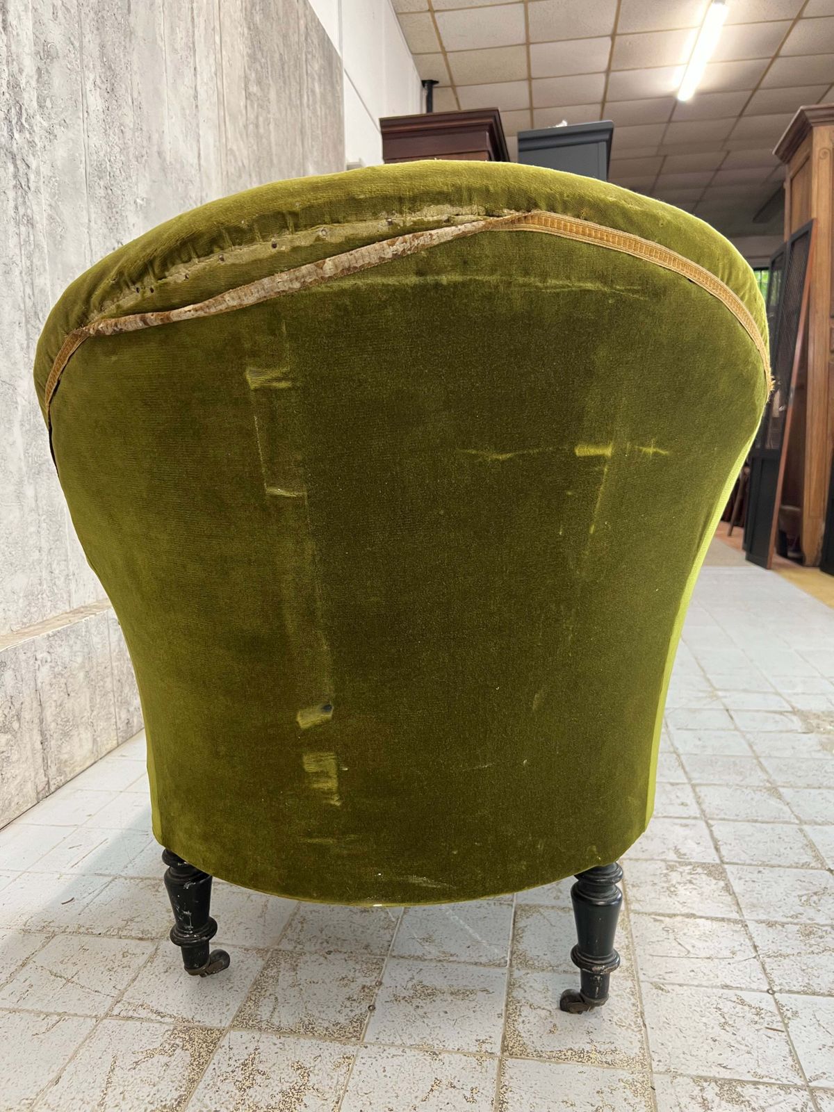photo for sale Napoleon III Moss Green Velvet Chaise Longue