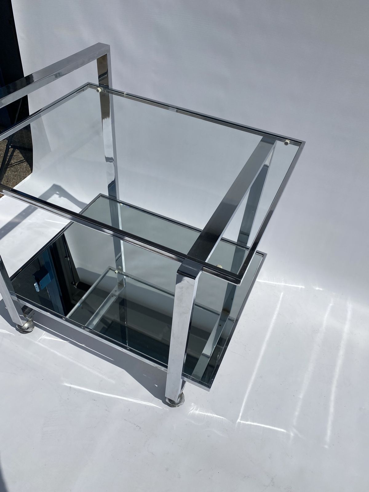 Romeo Rega Chrome 1970s Square Drinks Bar Cart Trolley Table Glass Mirror Hollywood Regency Sofa Display photo furniture