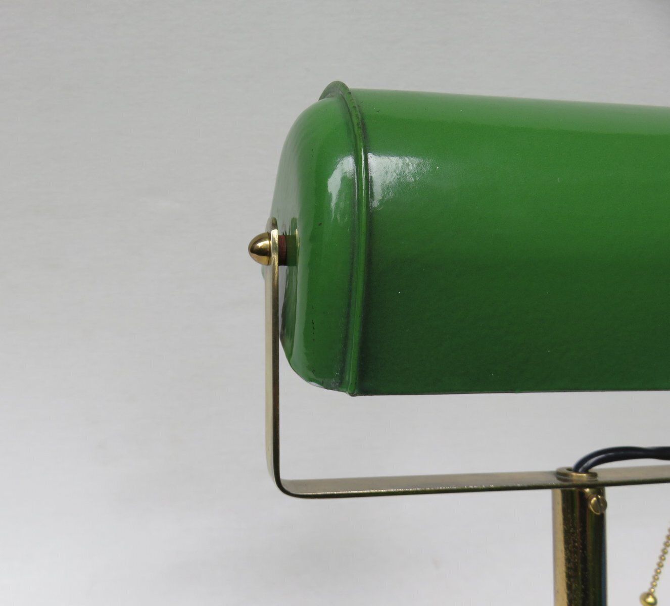 photo vintage Art Nouveau Brass Plated And Enamel Banker's Lamp, Austria, 1890s