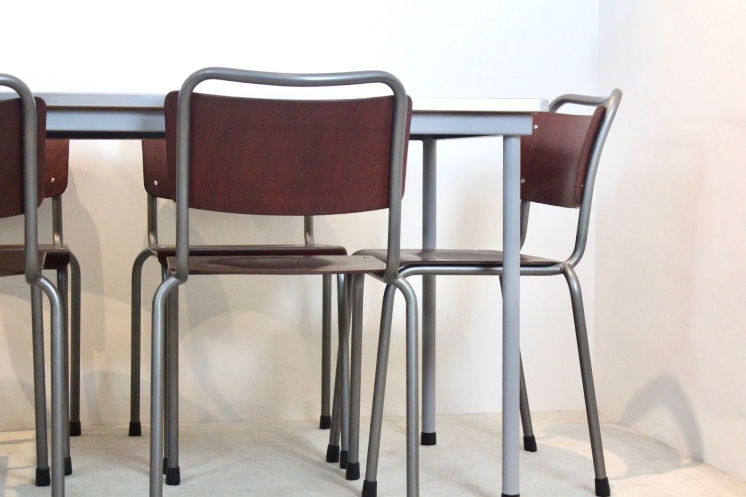 W.H. Gispen ‘Th Delft’ Dining Set — Table And Six Chairs, The Netherlands, 1950s photo vinterior