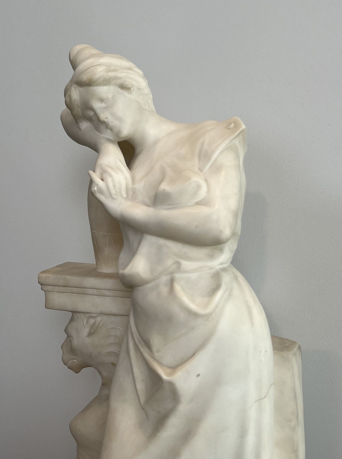 Carrara Marble Sculpture Representing A Romantic Young Girl With A Jug. Italian Work Signed Dante Zoi Of Florence. 19th Century photo 2800.0