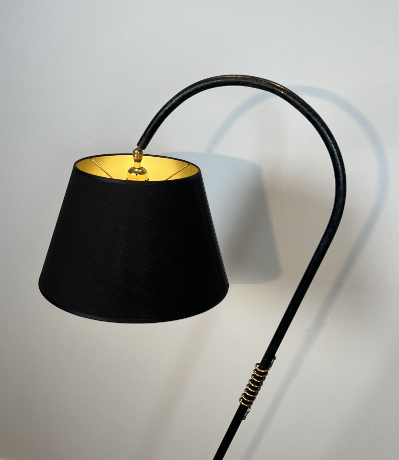 Designer Parquet Floor Lamp In Black Lacquered Metal And Brass In The Style Of Jean Royère photo buy