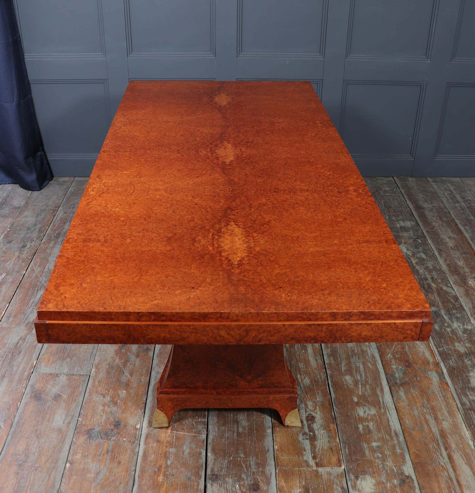 photo vintage French Art Deco Dining Table In Amboyna, Circa 1925