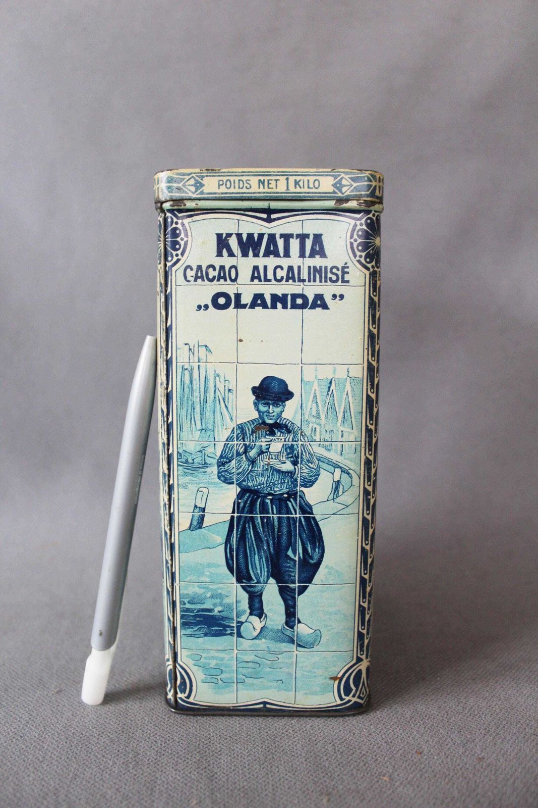 Rare And Large Antique Tin Cacao Box, 1 Kilos Tin Can Kwatta Cacao Olanda, Chocolate, J. B. Gabriels Brussels, Dutch Holland Decor, C 1915 photo vinterior