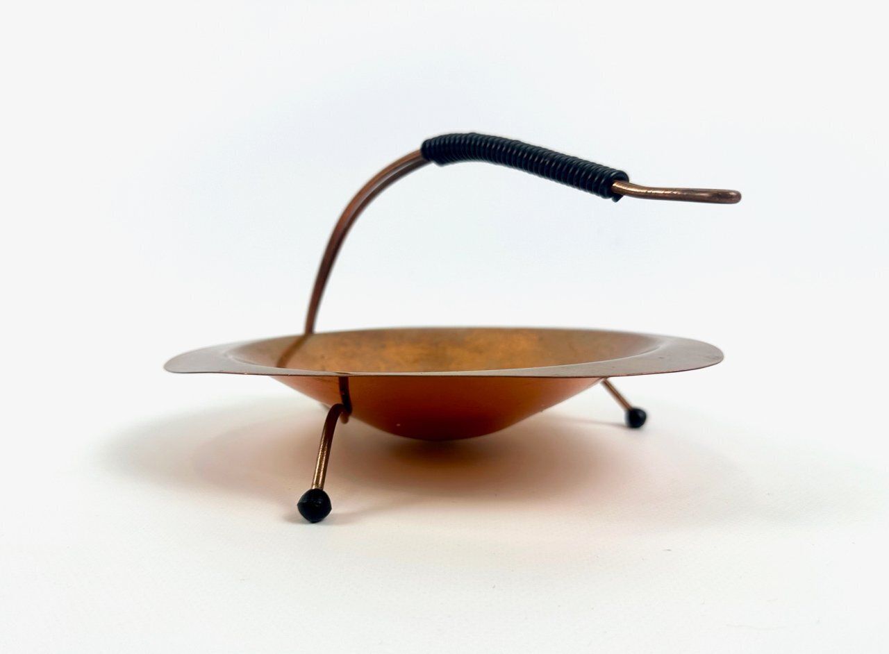 Mid Century Modern Copper Bowl In The Style Of Carl Auböck, Austria, 1950s photo buy
