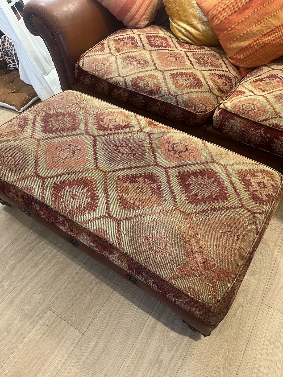 Tetrad Eastwood Grande Sofa & Footstool photo 695.0