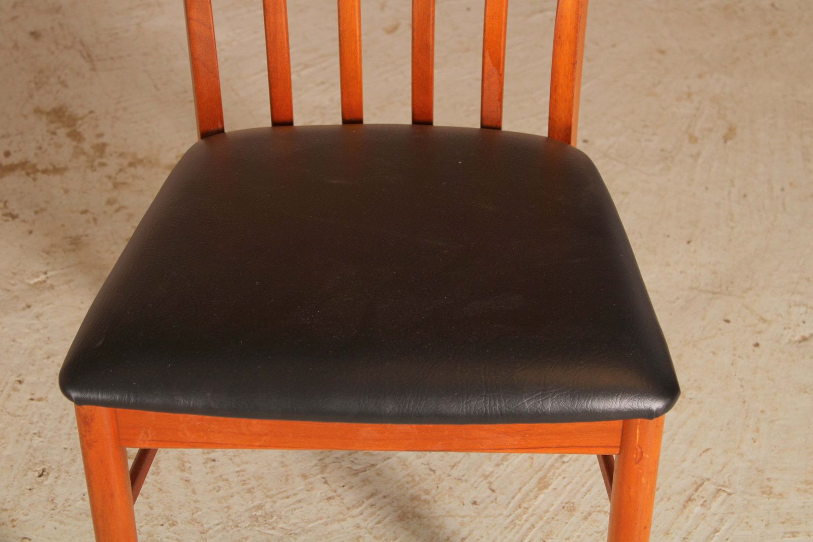Set Of 6 Mid Century Teak Dining Chairs By McIntosh, Circa 1970s photo 1300.0
