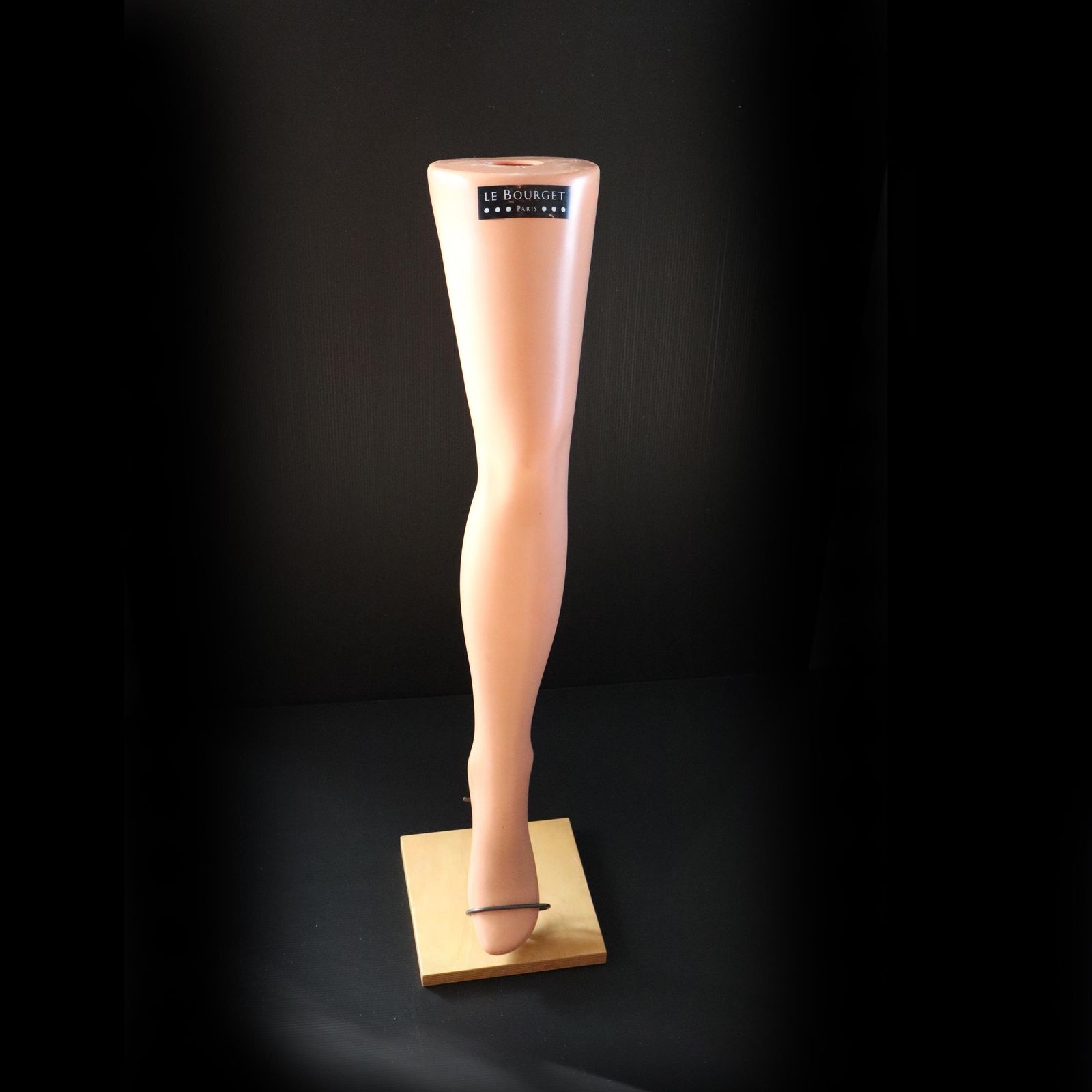 1970s French Plastic Women's Mannequin Leg For Display By Le Bourget Paris photo vintage