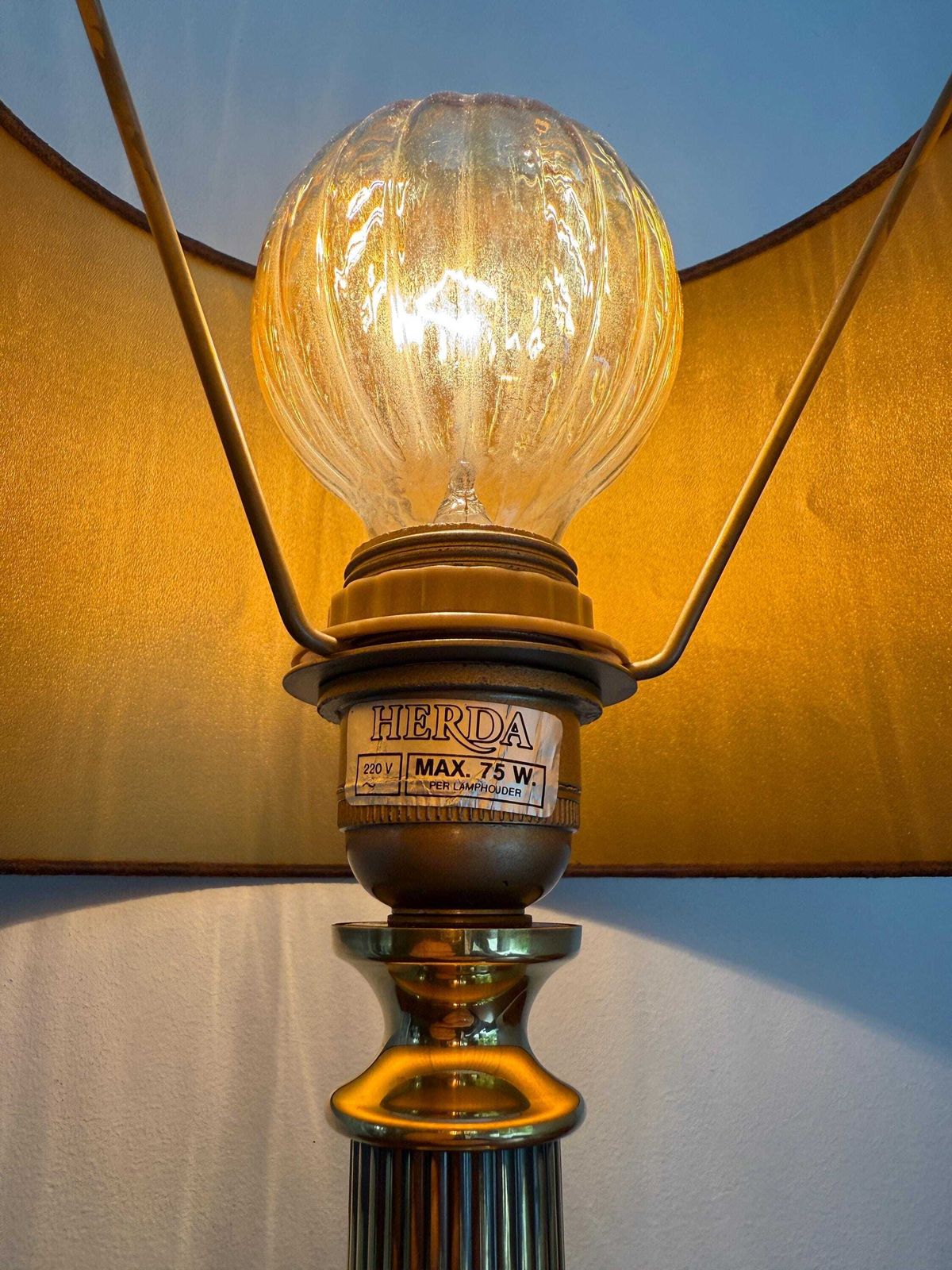 Verlichting Vintage Messing Tafellamp Herda Amsterdam   Hollywood Regency   60/70s   Dutch Design photo