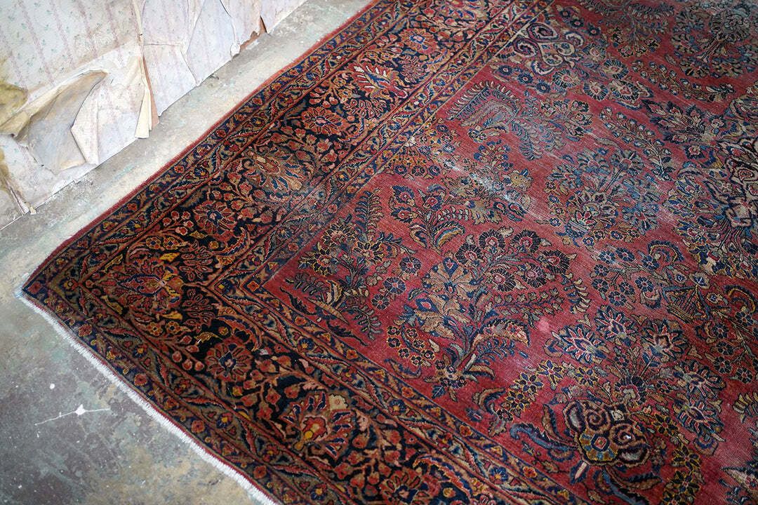 A Large Early 20thc Sarouk Carpet C.1930 40 photo vintage