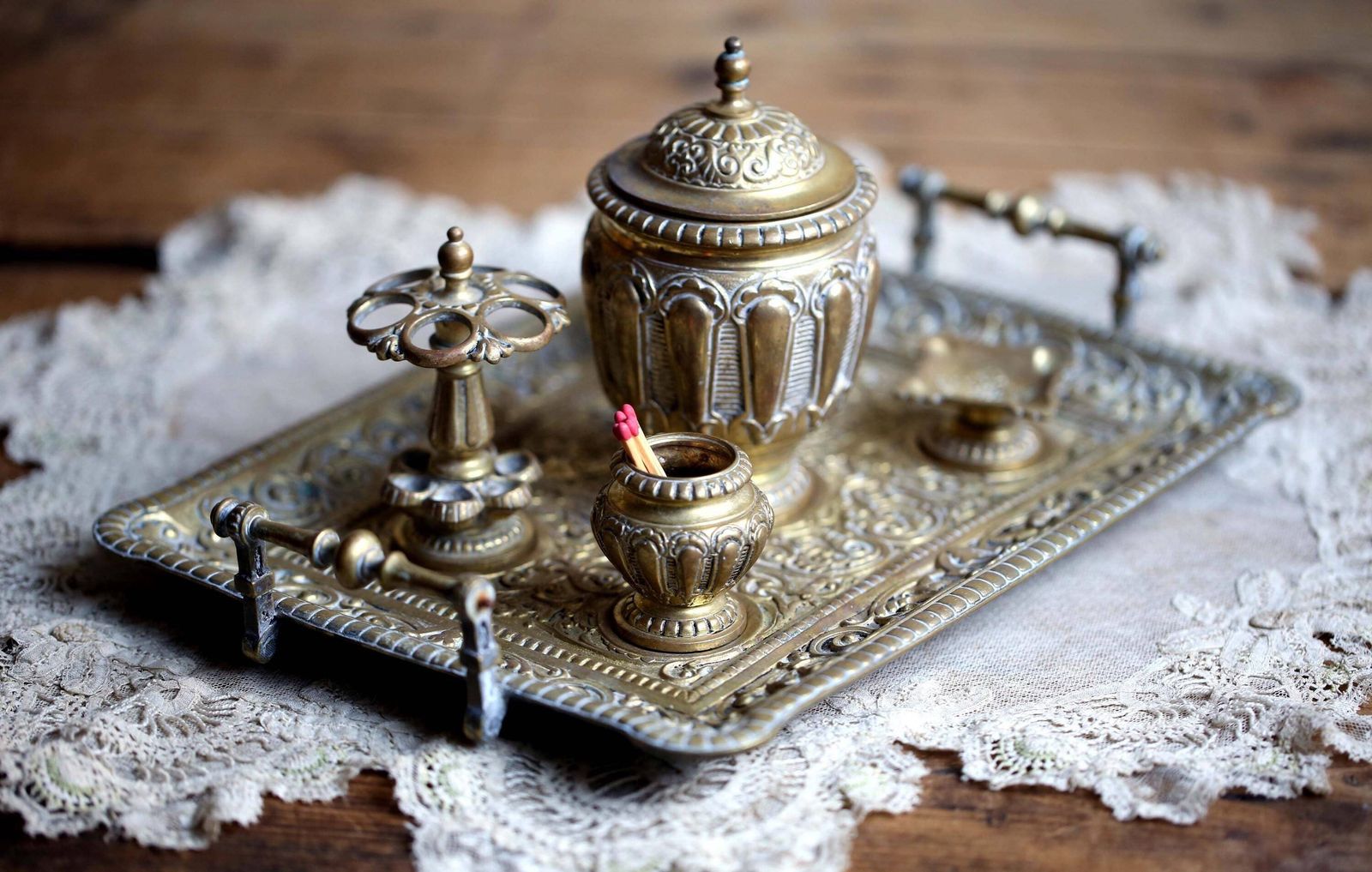 Antique Smoking Tray French Rococo Style Cigar Set Cigarette Stand Match Holder Tobacco Pot In Brass