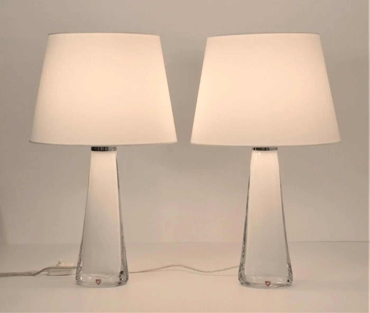 White Doublecoated Glass Table Lamps By Carl Fagerlund For Orrefors, 1950s, Set Of 2 photo for sale