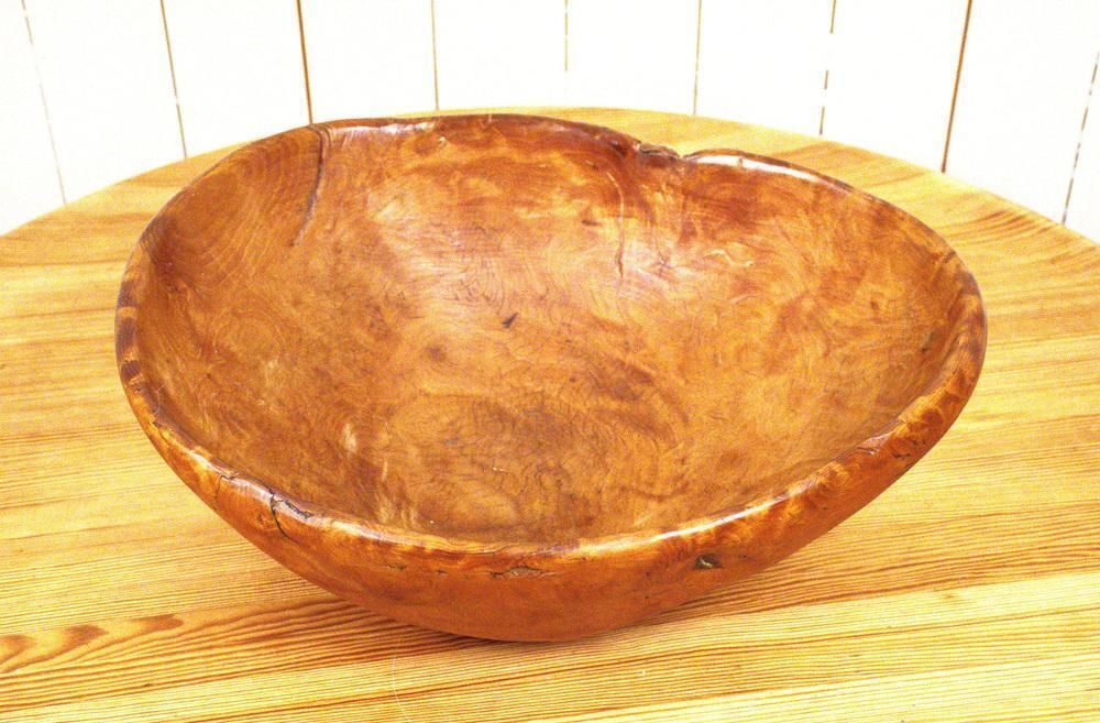 photo furniture Large Swedish Folklore Birch Burl Wooden Bowl, 1890s
