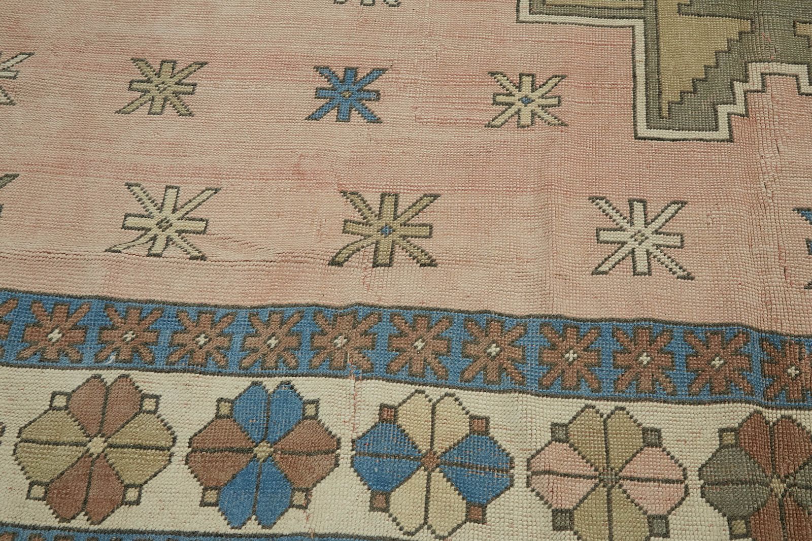 photo for sale Handmade Beige Vintage Large Area Rug 336 Cm X 403 Cm