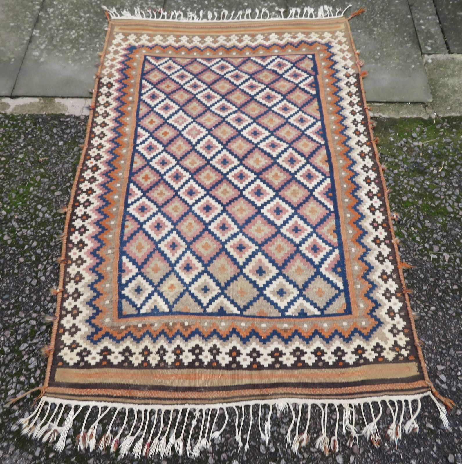 Textiles Qashqai Kilim. 176cm X 115cm. photo